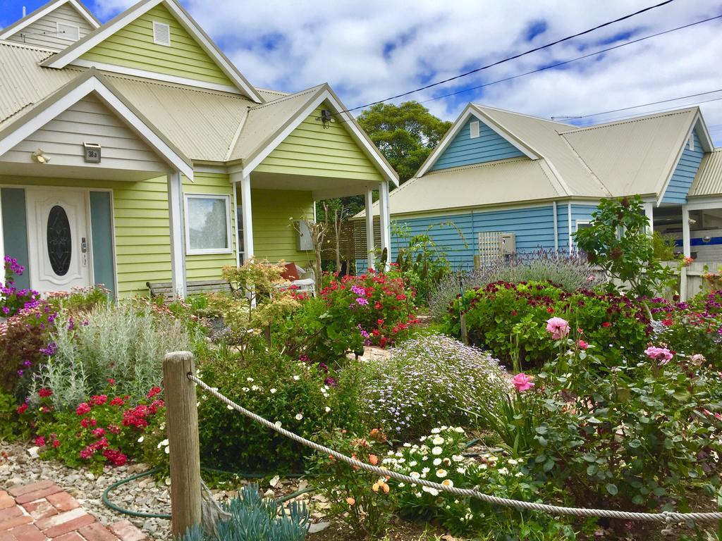 Sea Salt Bnb Bed & Breakfast Rosebud Exterior photo